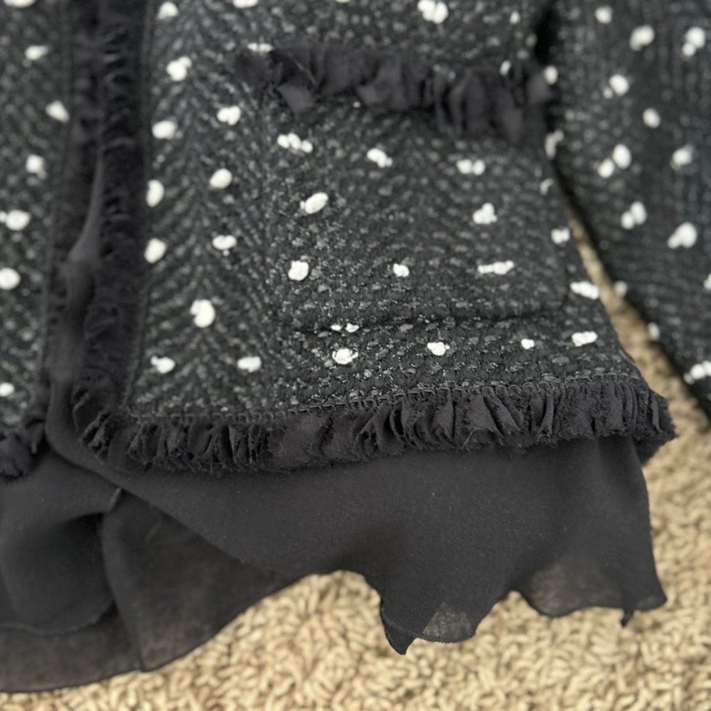 Impeccable Vintage Escada Skirt and Tweed Jacket Set Black with White Accents - Picture 7 of 11